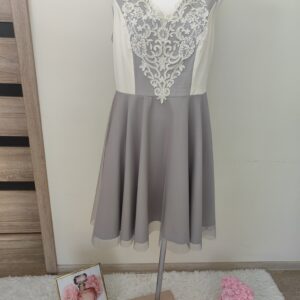 SUKIENKA WESELNA Z ELEMENTAMI KORONKI